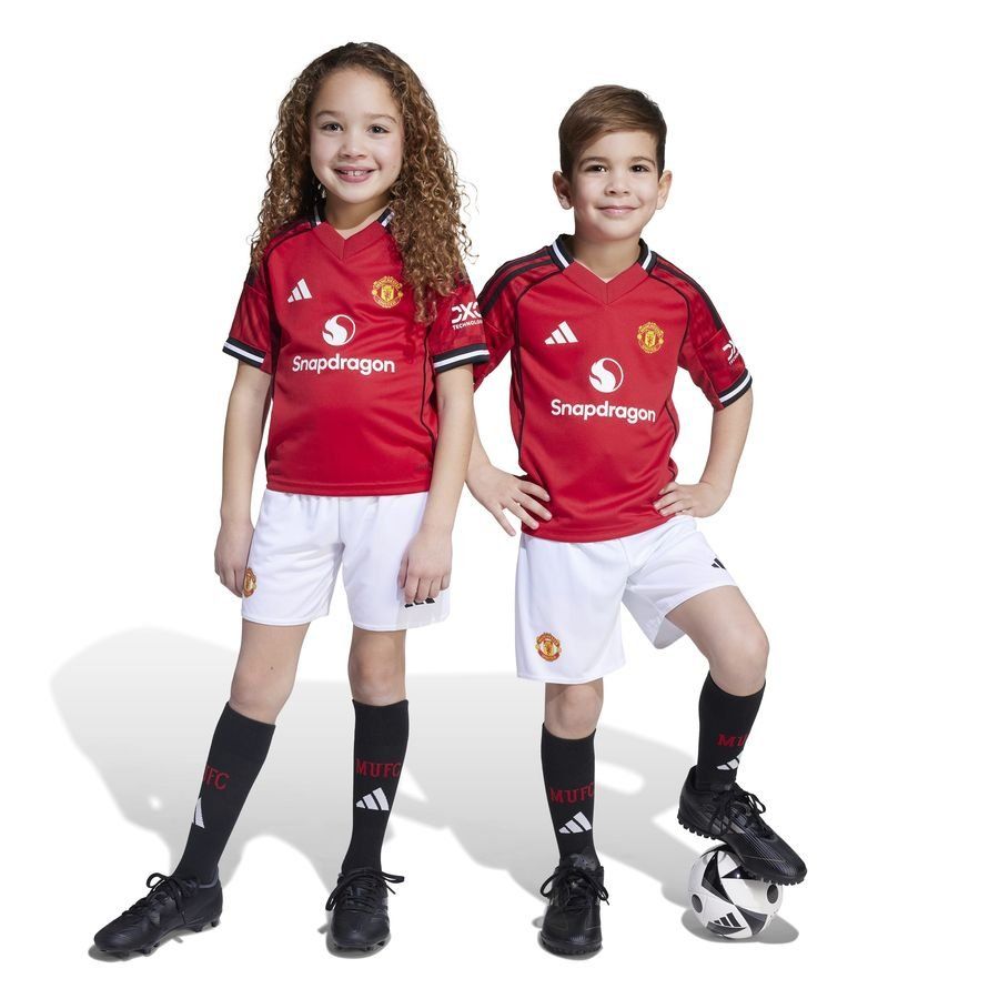 Manchester United Home Shirt 2025/26 Mini-Kit Kids-SoccerKits Hub | Buy Soccer Jerseys Online